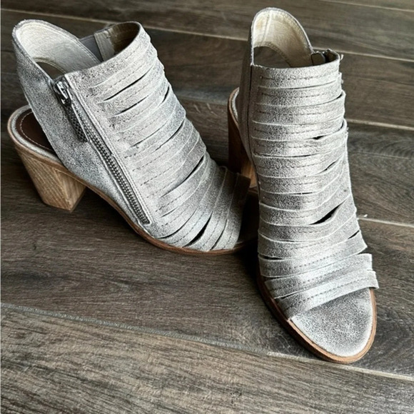 Donald J. Pliner Shoes - Donald J Pliner Caged Booties Kasia Light Beige Metallic- Women's Size 7.5